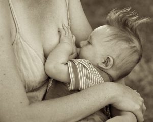 baby successfully breastfeeding